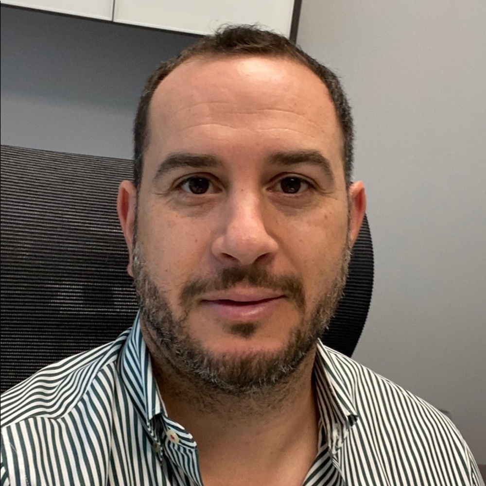 Meet your Posher, Charbel